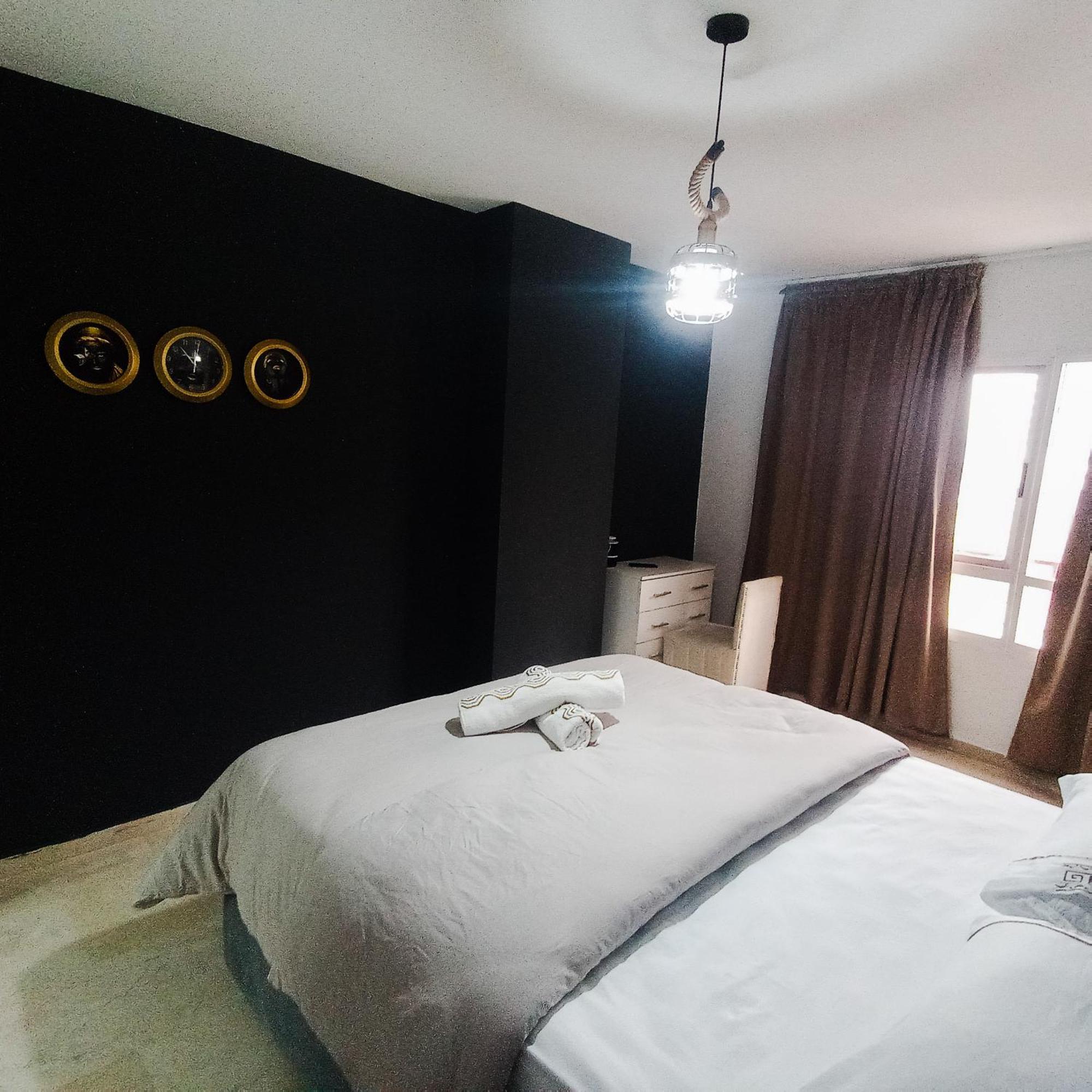 Moderne Appartement Au Plein Centre-Ville En Face Hilton & La Gare De Train Tgv Avec Climatisation Tanger Ngoại thất bức ảnh