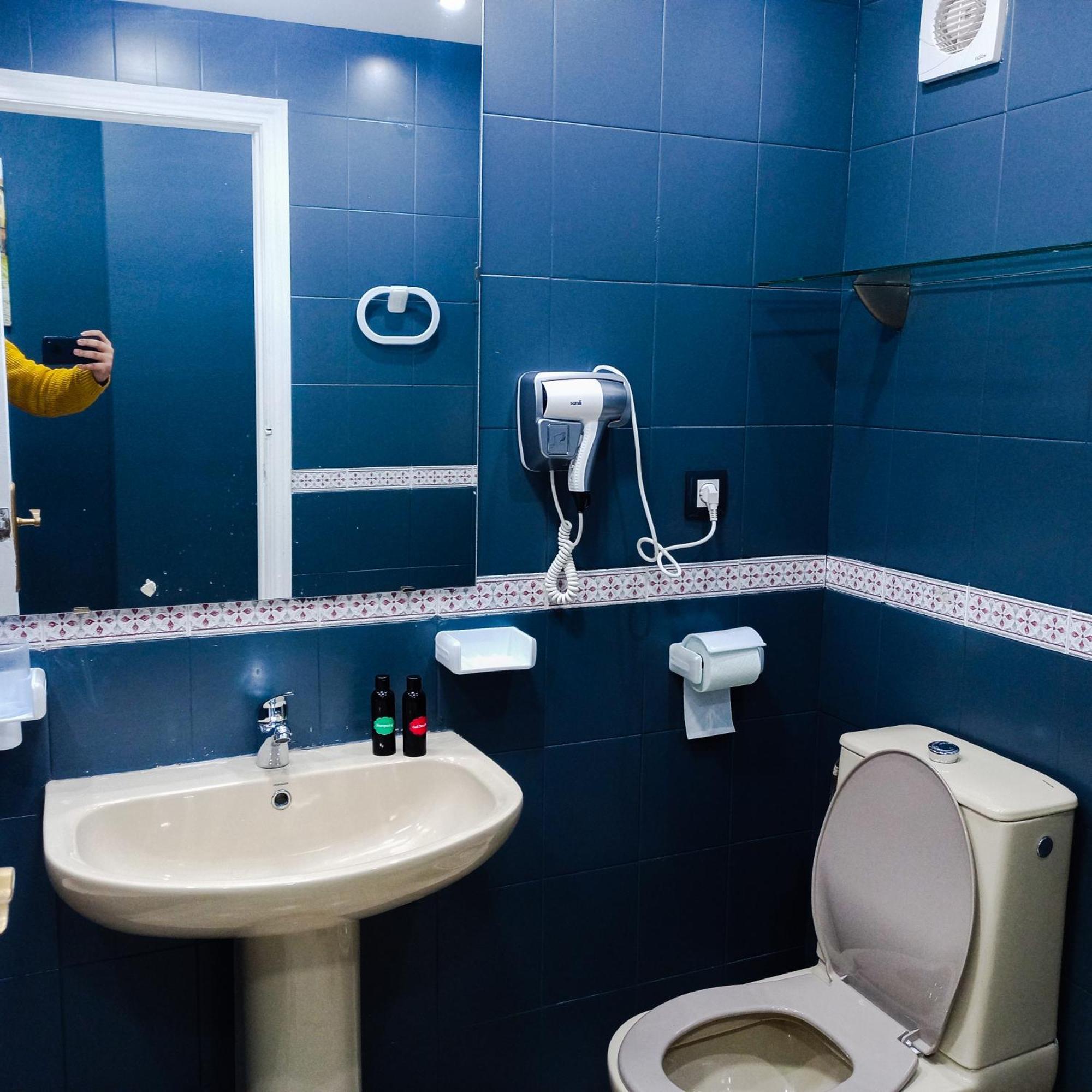 Moderne Appartement Au Plein Centre-Ville En Face Hilton & La Gare De Train Tgv Avec Climatisation Tanger Ngoại thất bức ảnh